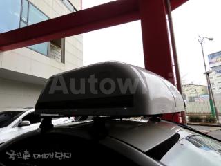 2011 HYUNDAI YF SONATA LPI LUXURY(장애인용) - 12