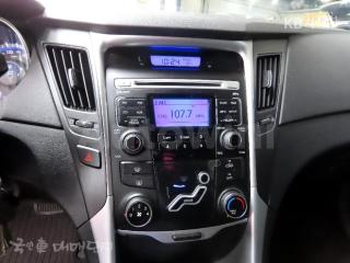 2011 HYUNDAI YF SONATA LPI LUXURY(장애인용) - 16