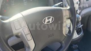 2011 HYUNDAI GRAND STAREX H-1 12 SEATS WAGON CVX LUXURY - 9