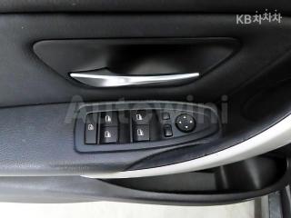 2013 BMW 3 SERIES 320D 이피션트 F30(12~) - 13