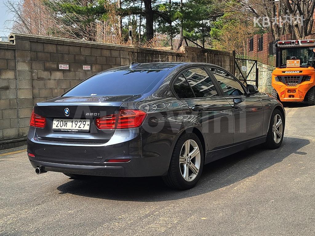 WBA3B1109DF385425 2013 BMW 3 SERIES 320I SEDAN F30(13~)-3