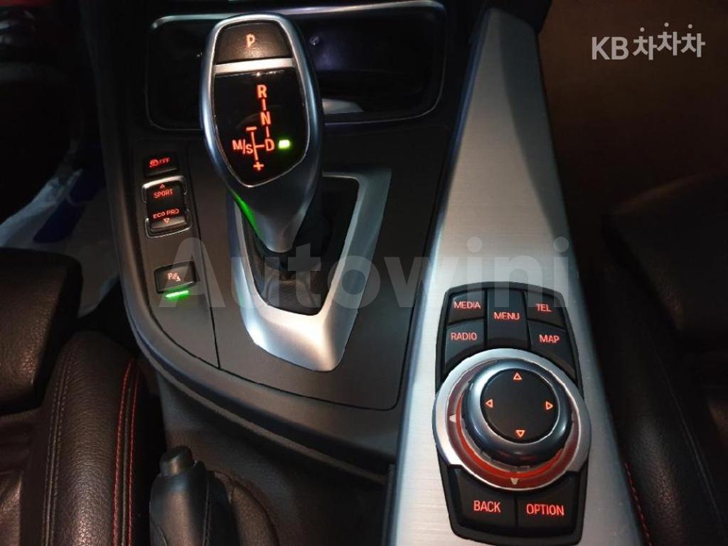 2012 BMW 3 SERIES 320D F30(12~) - 12