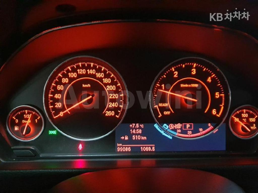 WBA3D3100CF248524 2012 BMW 3 SERIES 320D F30(12~)-4