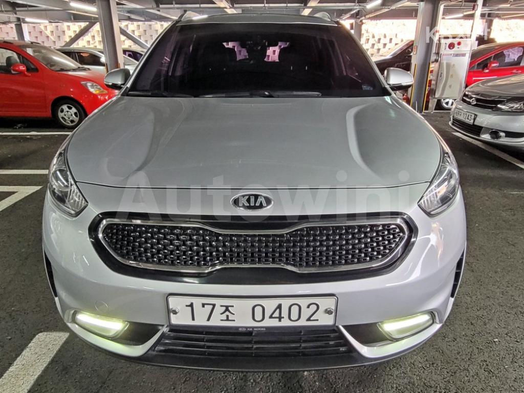 KNACB81CGHA023417 2017 KIA NIRO 1.6 PRESTIGE-1