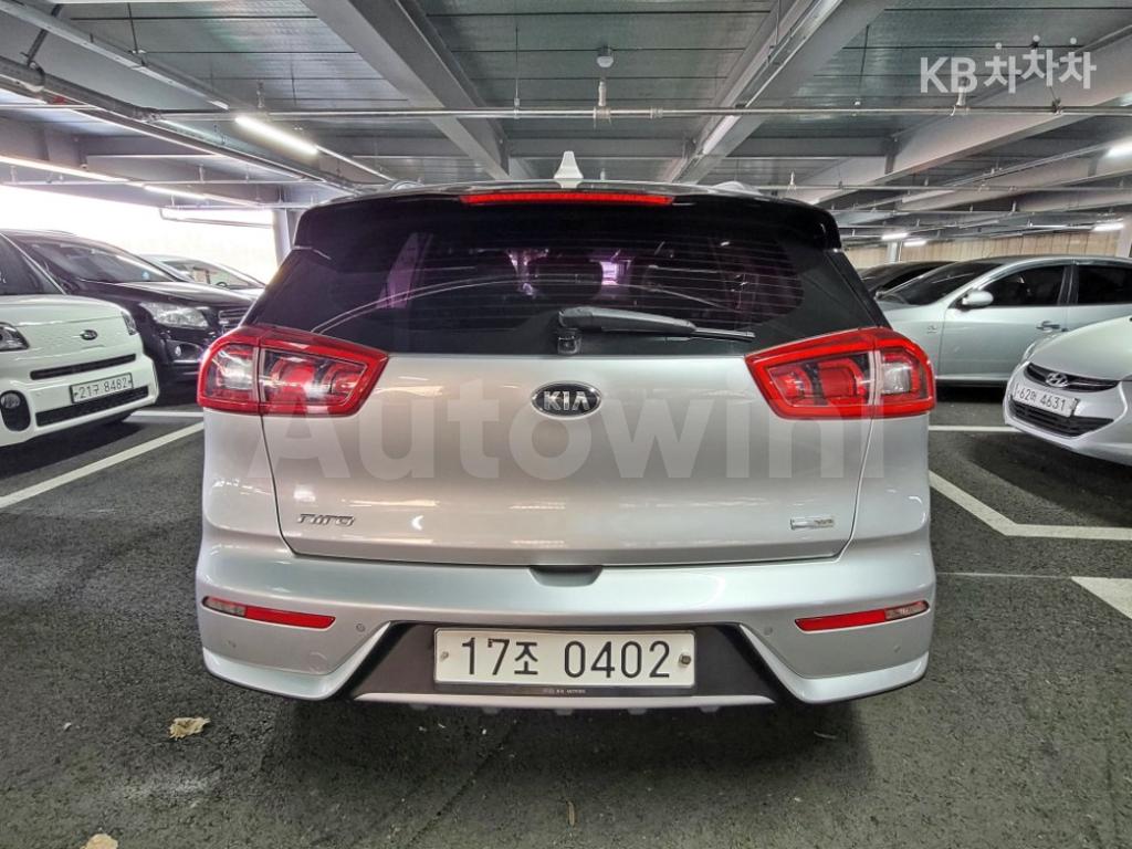 KNACB81CGHA023417 2017 KIA NIRO 1.6 PRESTIGE-2