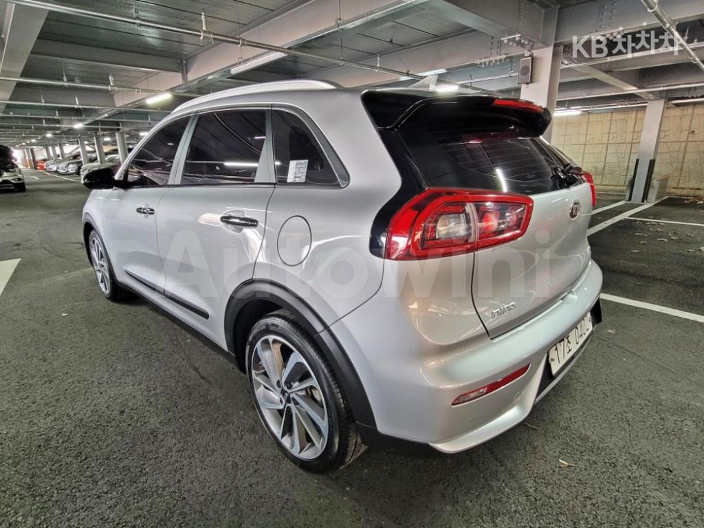 2017 KIA NIRO 1.6 PRESTIGE - 20