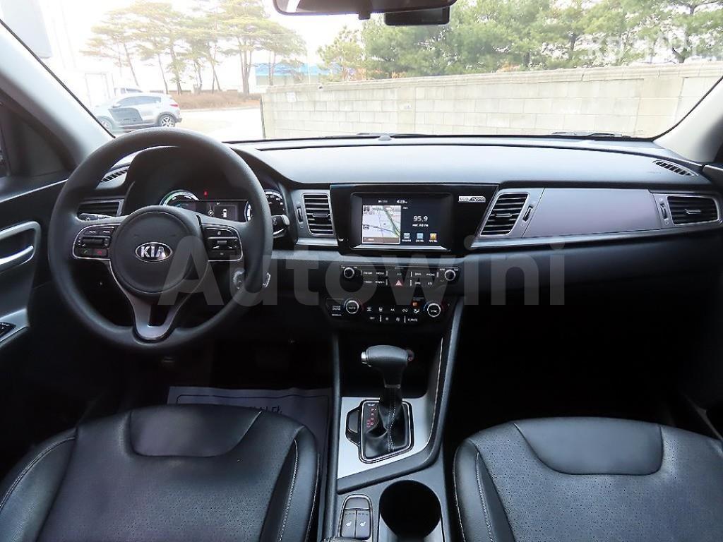 2017 KIA NIRO 1.6 LUXURY - 9