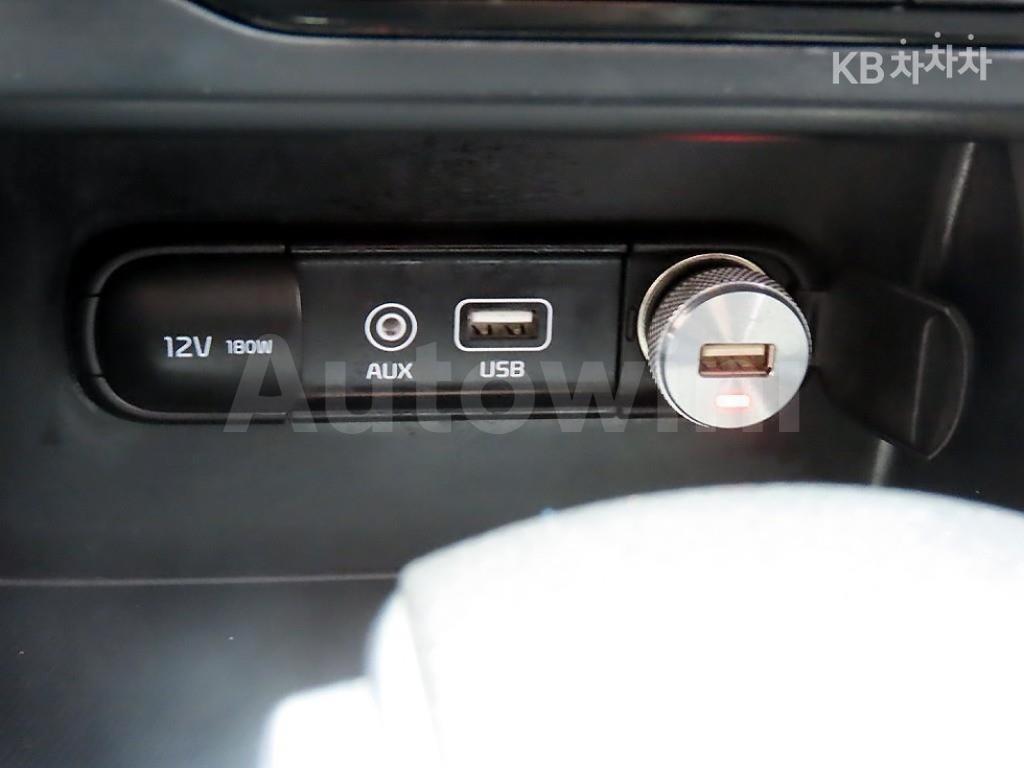2017 KIA NIRO 1.6 LUXURY - 12