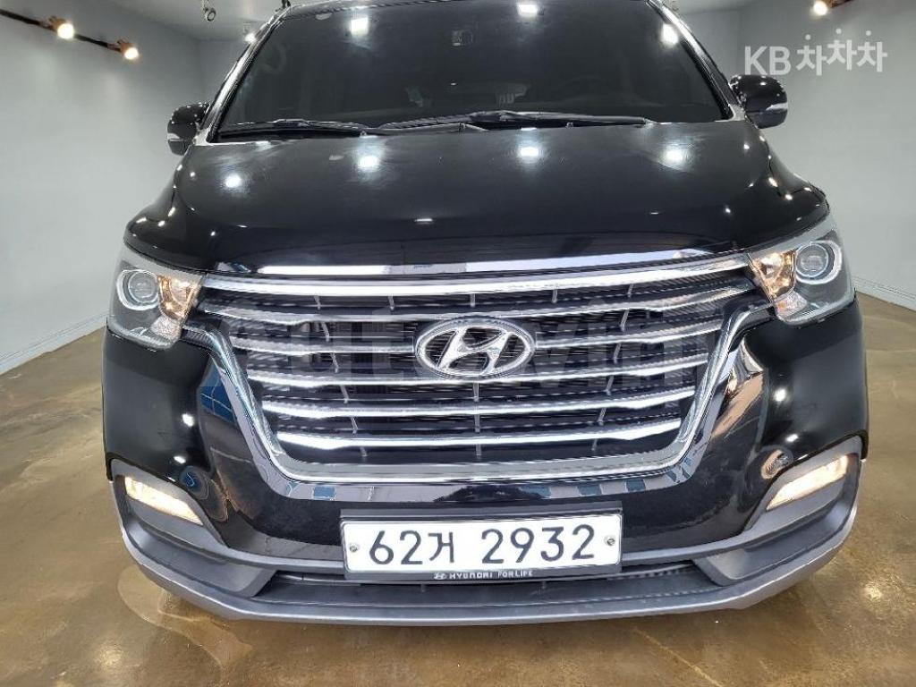 KMHWK81KDKU010595 2019 HYUNDAI  GRAND STAREX URBAN 9 SEATS 4WD EXCLUSIVE-2