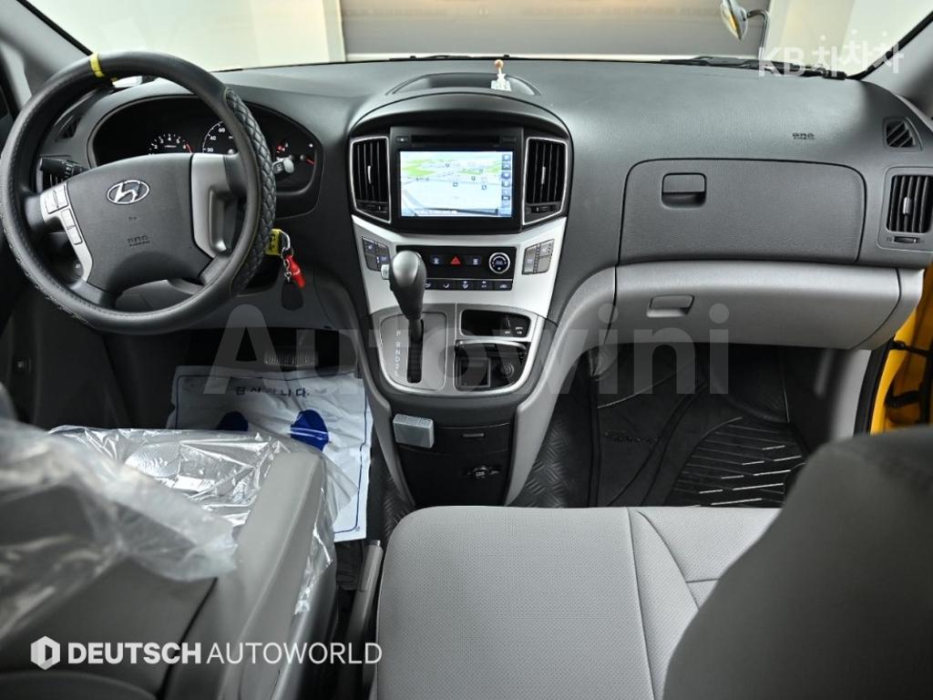 2019 HYUNDAI  GRAND STAREX LPI CHILD PROTECTIVE VEHICLE 12 SEATS - 7