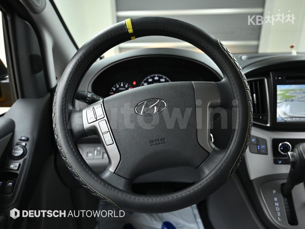 2019 HYUNDAI  GRAND STAREX LPI CHILD PROTECTIVE VEHICLE 12 SEATS - 13