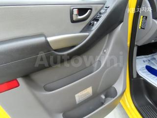 2019 HYUNDAI  GRAND STAREX LPI 어린이버스 15 SEATS - 12