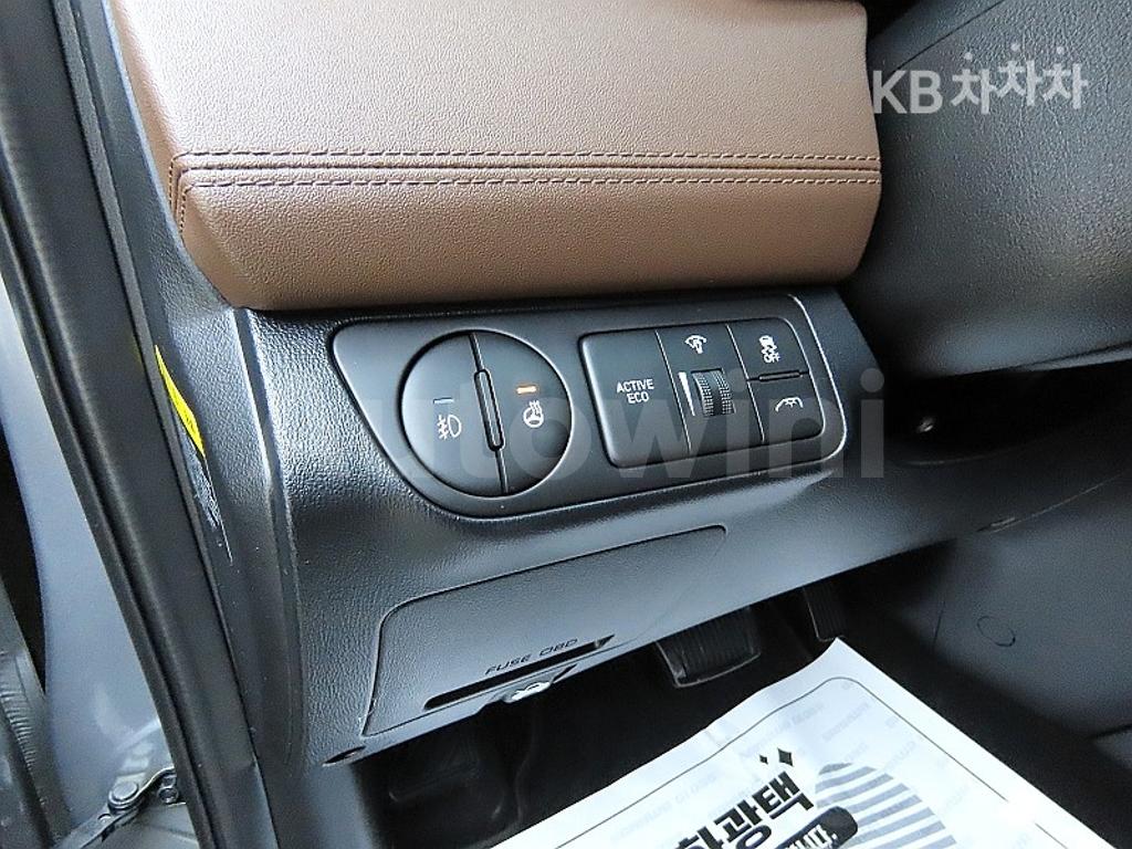 2018 HYUNDAI  GRAND STAREX URBAN 9 SEATS 4WD EXCLUSIVE - 13