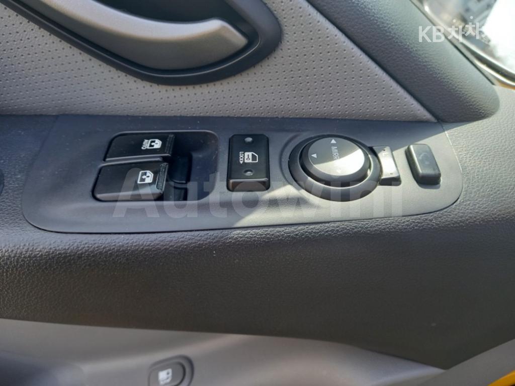 2019 HYUNDAI  GRAND STAREX LPI CHILD PROTECTIVE VEHICLE 12 SEATS - 7