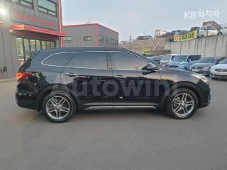 KMHSR81XBJU282932 2018 HYUNDAI  MAXCRUZ DIESEL(E-VGT)R2.2 2WD PRESTIGE 6 SEATS-3