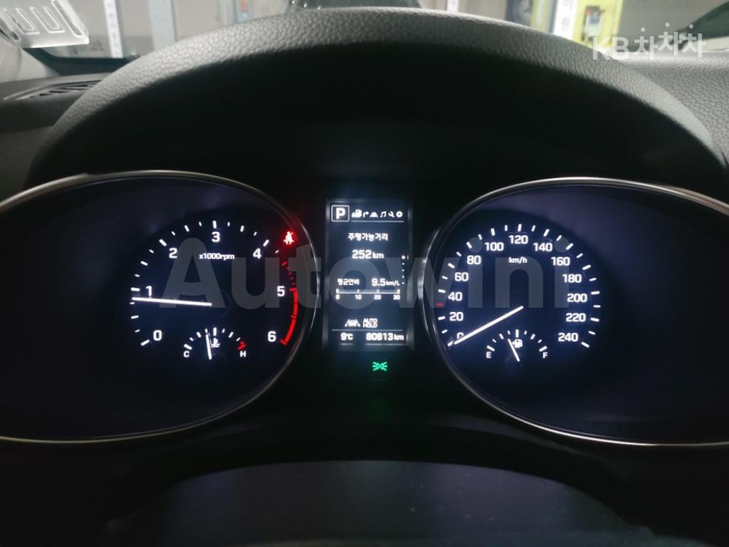 KMHSR81XDJU285363 2018 HYUNDAI  MAXCRUZ DIESEL(E-VGT)R2.2 4WD PRESTIGE 6 SEATS-4
