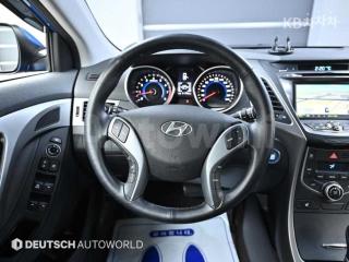 2016 HYUNDAI  AVANTE ELANTRA 1.6 GDI SMART BASIC - 13