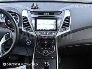 2016 HYUNDAI  AVANTE ELANTRA 1.6 GDI SMART BASIC - 14