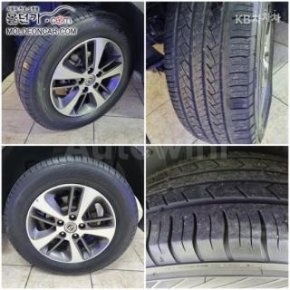 2017 SSANGYONG REXTON W 5 SEATS 2WD RX7 LUXURY - 17