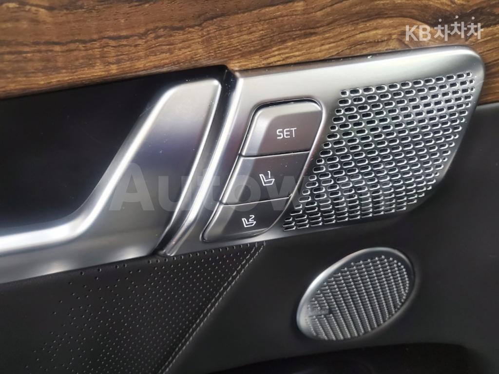 2021 KIA THE MASTER 4WD DIESEL PLATINUM - 11