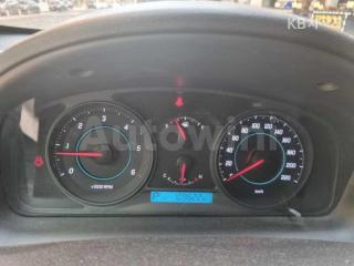 2011 GM DAEWOO (CHEVROLET) CAPTIVA 2WD LS 5 SEATS - 9