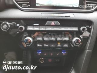 2022 KIA THE BOLD SMART스트림 D 1.6 DIESEL 2WD SIGNATURE 그래비티 - 9