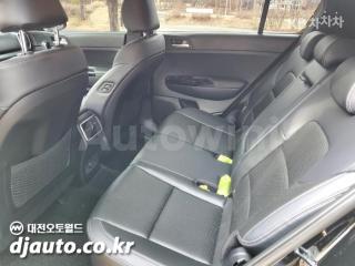 2022 KIA THE BOLD SMART스트림 D 1.6 DIESEL 2WD SIGNATURE 그래비티 - 18
