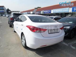 KMHDG41DBEU842658 2014 HYUNDAI AVANTE MD ELANTRA M16 GDI 에비뉴-2