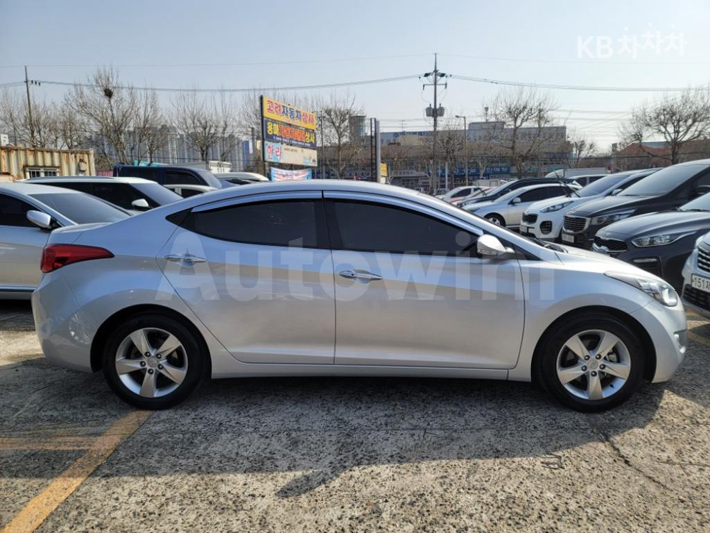 KMHDG41DBEU937015 2014 HYUNDAI AVANTE MD ELANTRA M16 GDI 에비뉴-3