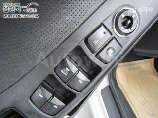 2014 HYUNDAI AVANTE MD ELANTRA M16 GDI STYLE - 16