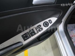 2017 HYUNDAI ACCENT  WIT 1.6 VGT MORDERN - 14