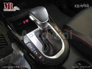 2021 KIA  K3 GT 1.6 T-GDI 5 DOOR SIGNATURE - 11