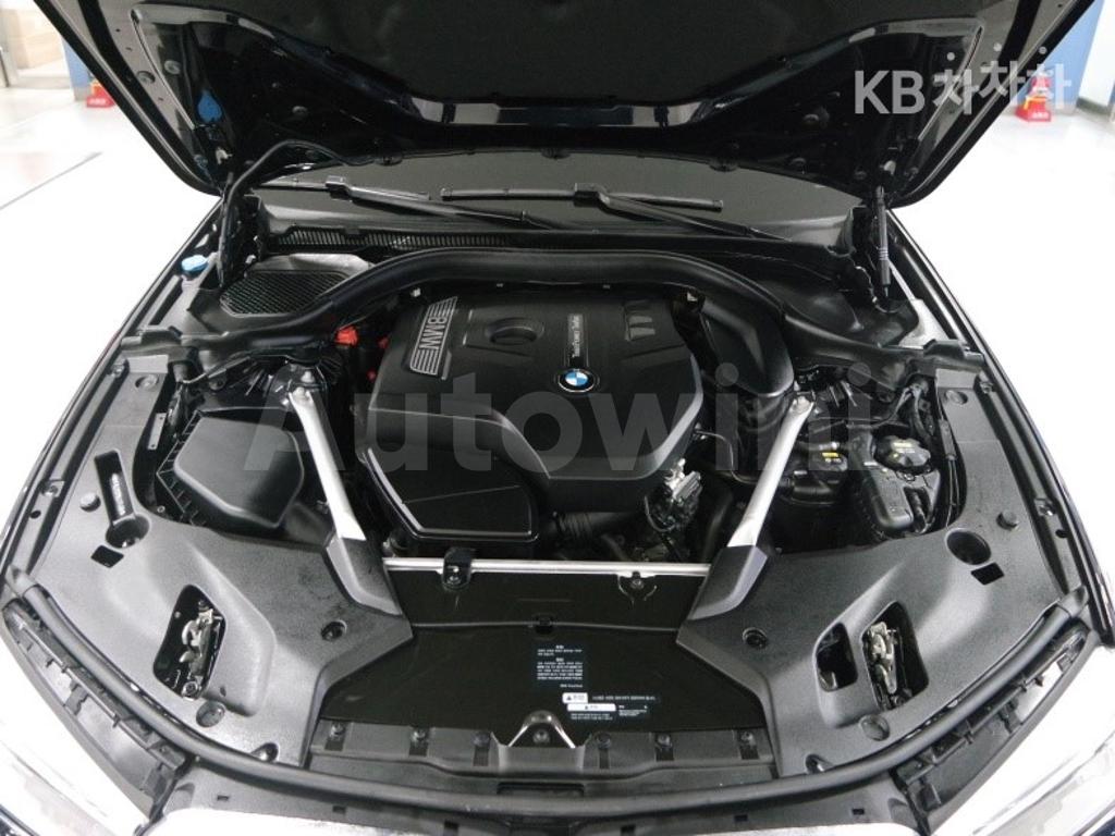 2019 BMW  5SERIES G30  530I M SPORT PLUS - 8