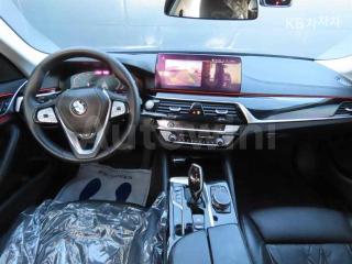 2021 BMW  5SERIES G30  523D LUXURY - 7