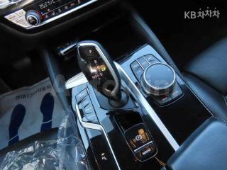 2021 BMW  5SERIES G30  523D LUXURY - 10