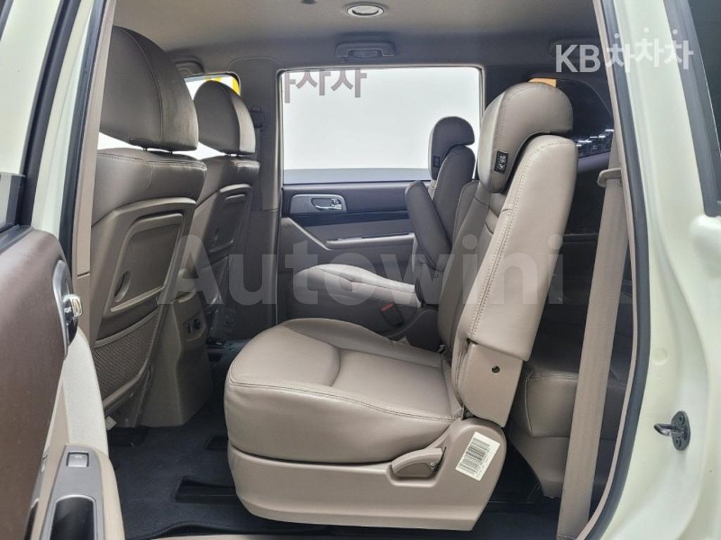 2016 SSANGYONG KORANDO TURISMO 9 SEATS 4WD OUTDOOR EDITION - 11