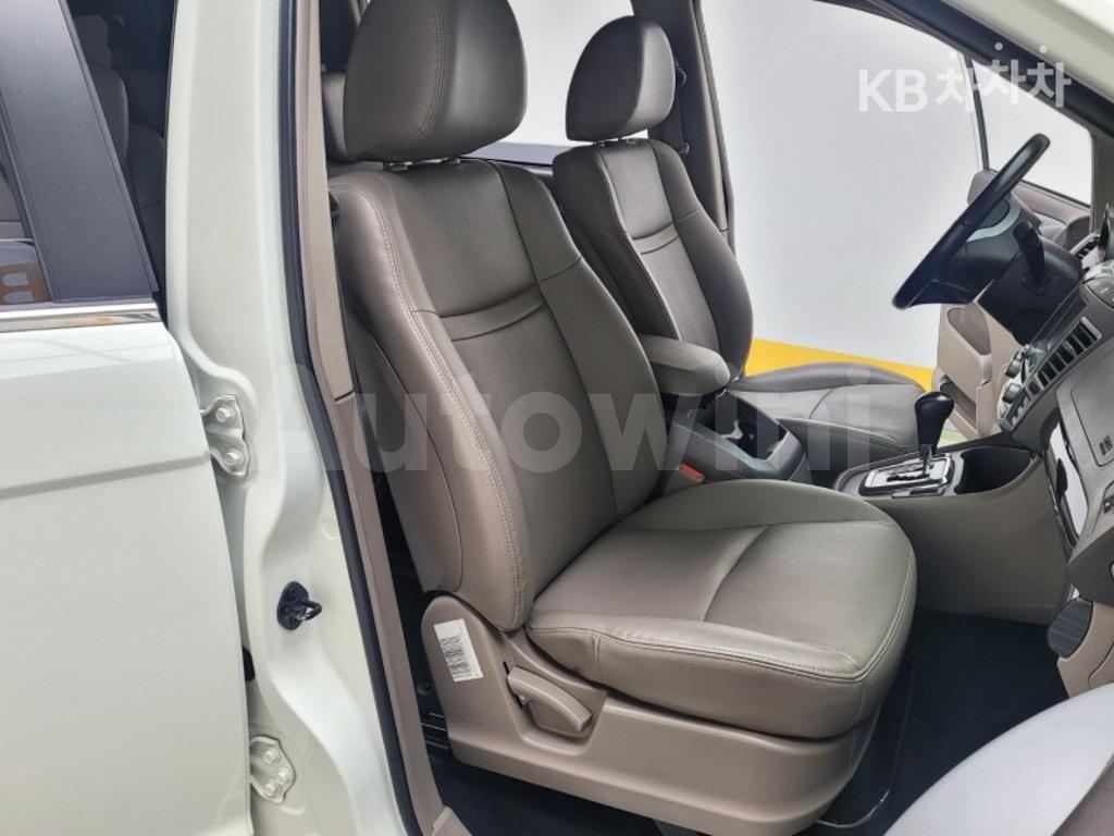 2016 SSANGYONG KORANDO TURISMO 9 SEATS 4WD OUTDOOR EDITION - 13