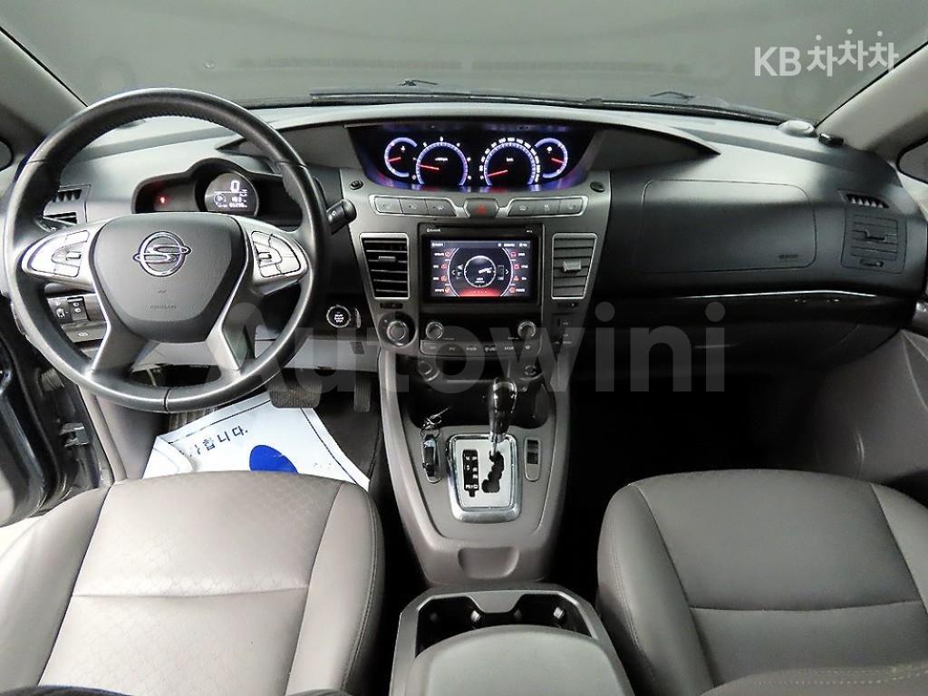 2016 SSANGYONG KORANDO TURISMO 9 SEATS 4WD OUTDOOR EDITION - 10