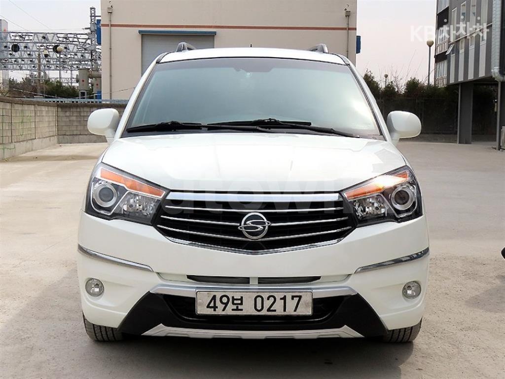 2016 SSANGYONG KORANDO TURISMO 9 SEATS 4WD TX - 1