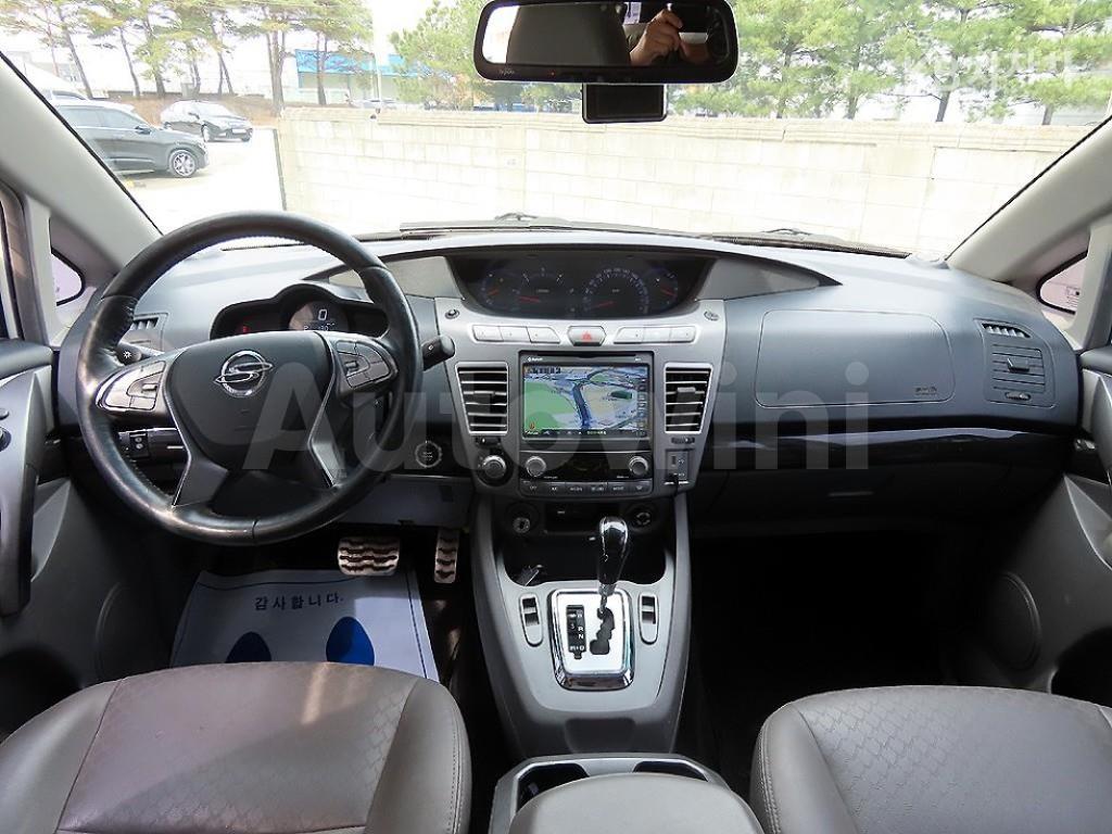 2016 SSANGYONG KORANDO TURISMO 9 SEATS 4WD TX - 7