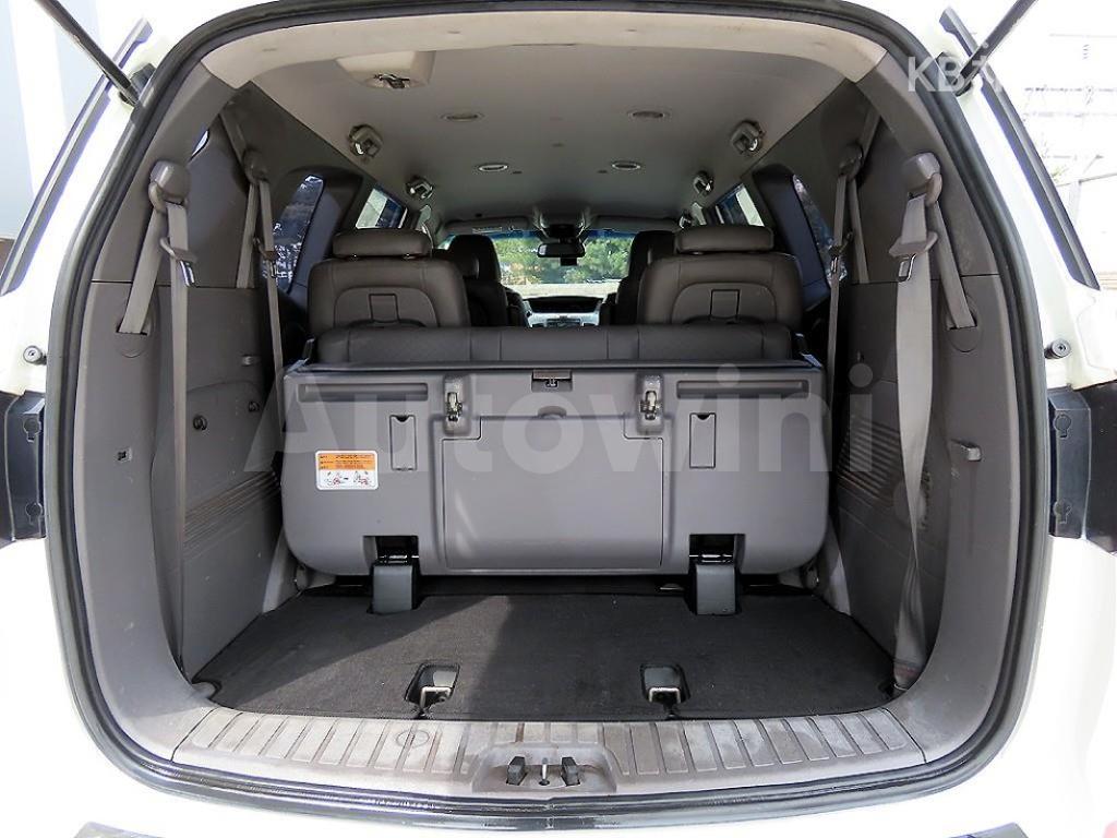 2016 SSANGYONG KORANDO TURISMO 9 SEATS 4WD TX - 16