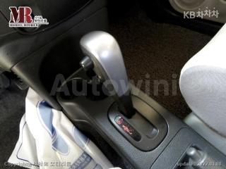2011 NISSAN CUBE 1.8 SL CVT - 11