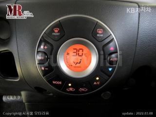 2011 NISSAN CUBE 1.8 SL CVT - 13