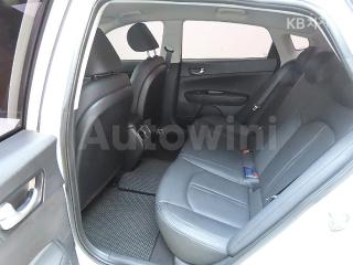 2018 KIA K5 2ND GEN OPTIMA 1.7 DIESEL SX PRESTIGE - 11