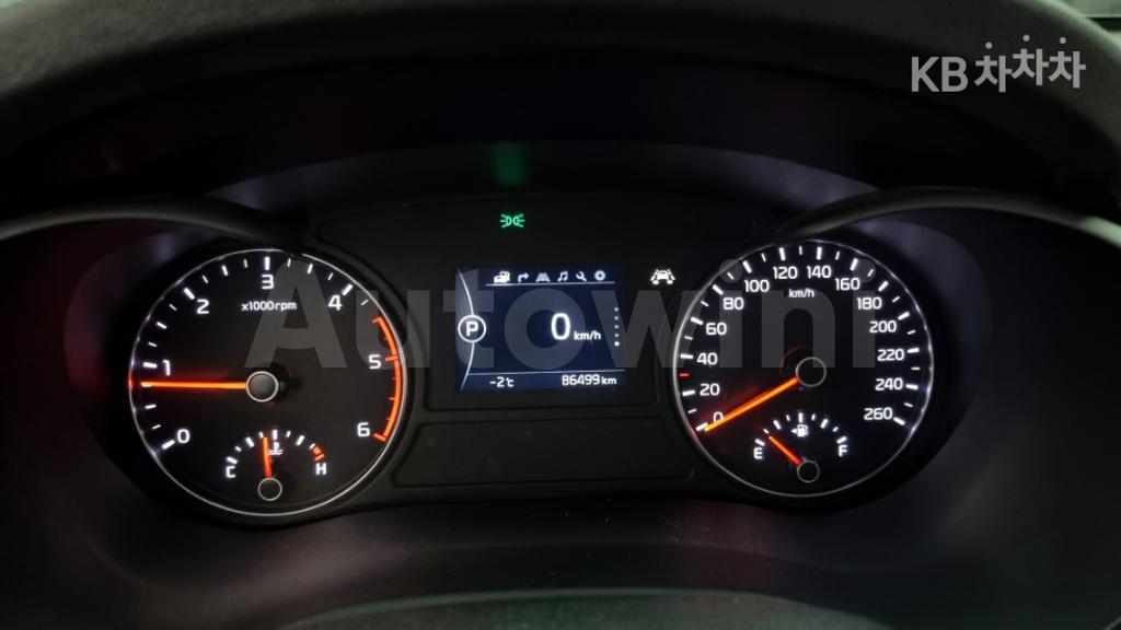 2016 KIA K5 2ND GEN OPTIMA 1.7 DIESEL SX PRESTIGE - 8