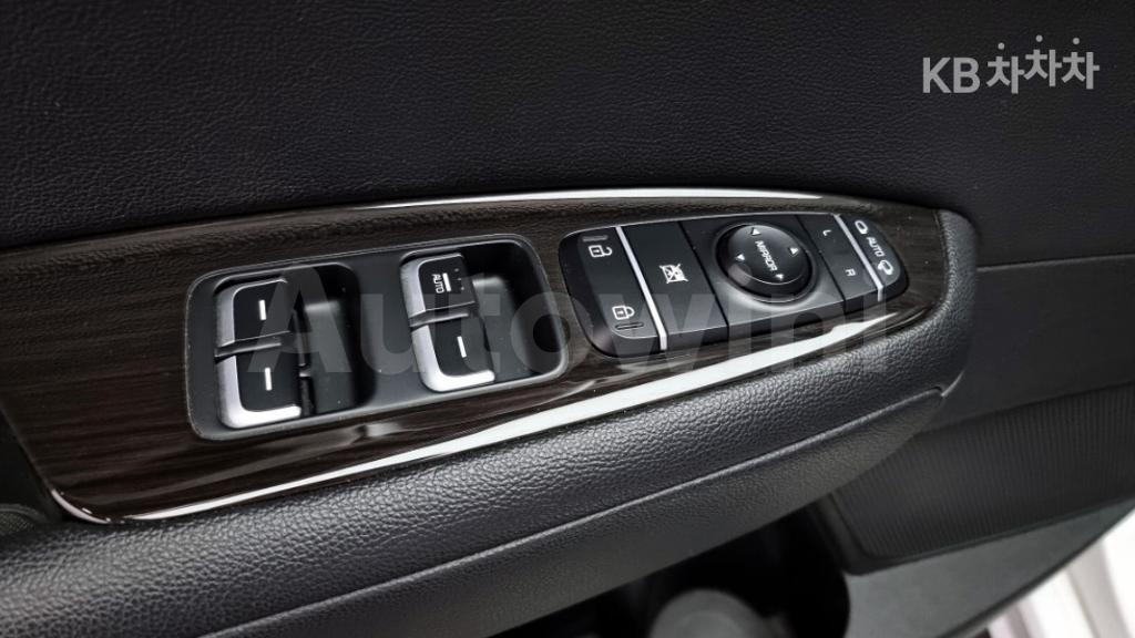 2016 KIA K5 2ND GEN OPTIMA 1.7 DIESEL SX PRESTIGE - 14