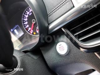 2016 KIA K5 2ND GEN OPTIMA 1.7 DIESEL MX PRESTIGE - 9