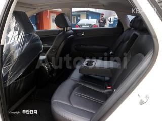 2016 KIA K5 2ND GEN OPTIMA 1.7 DIESEL MX PRESTIGE - 12