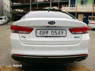 2016 KIA K5 2ND GEN OPTIMA 1.7 DIESEL MX PRESTIGE - 17