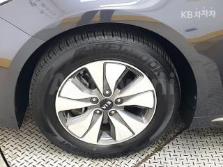 2017 KIA K5 HYBRID 2ND GEN OPTIMA 2.0 NOBLESSE - 17